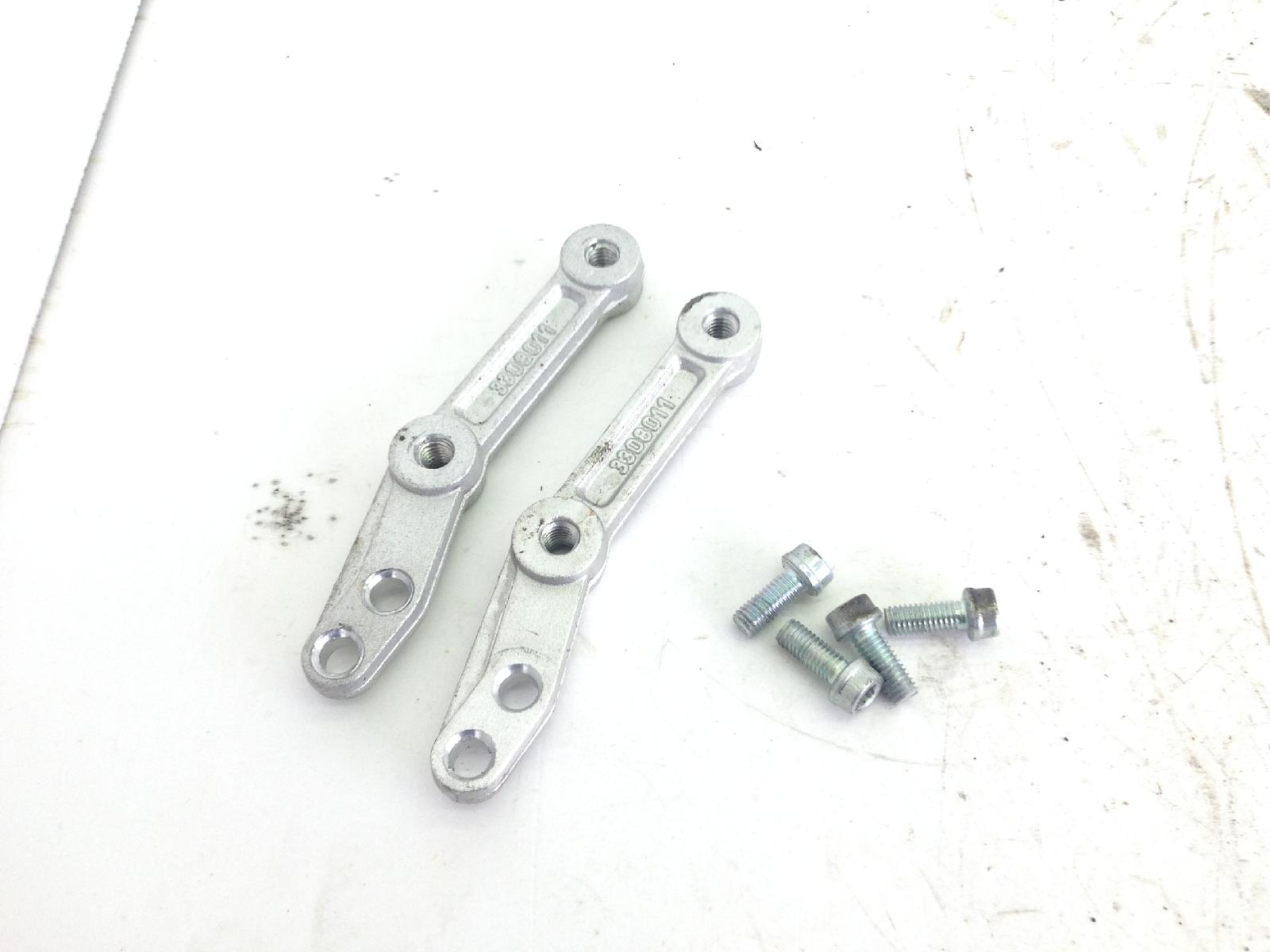 Benelli leoncino 800 coppia staffe supporto parafango ruota anteriore 2023 2023 zbnp37004nbe