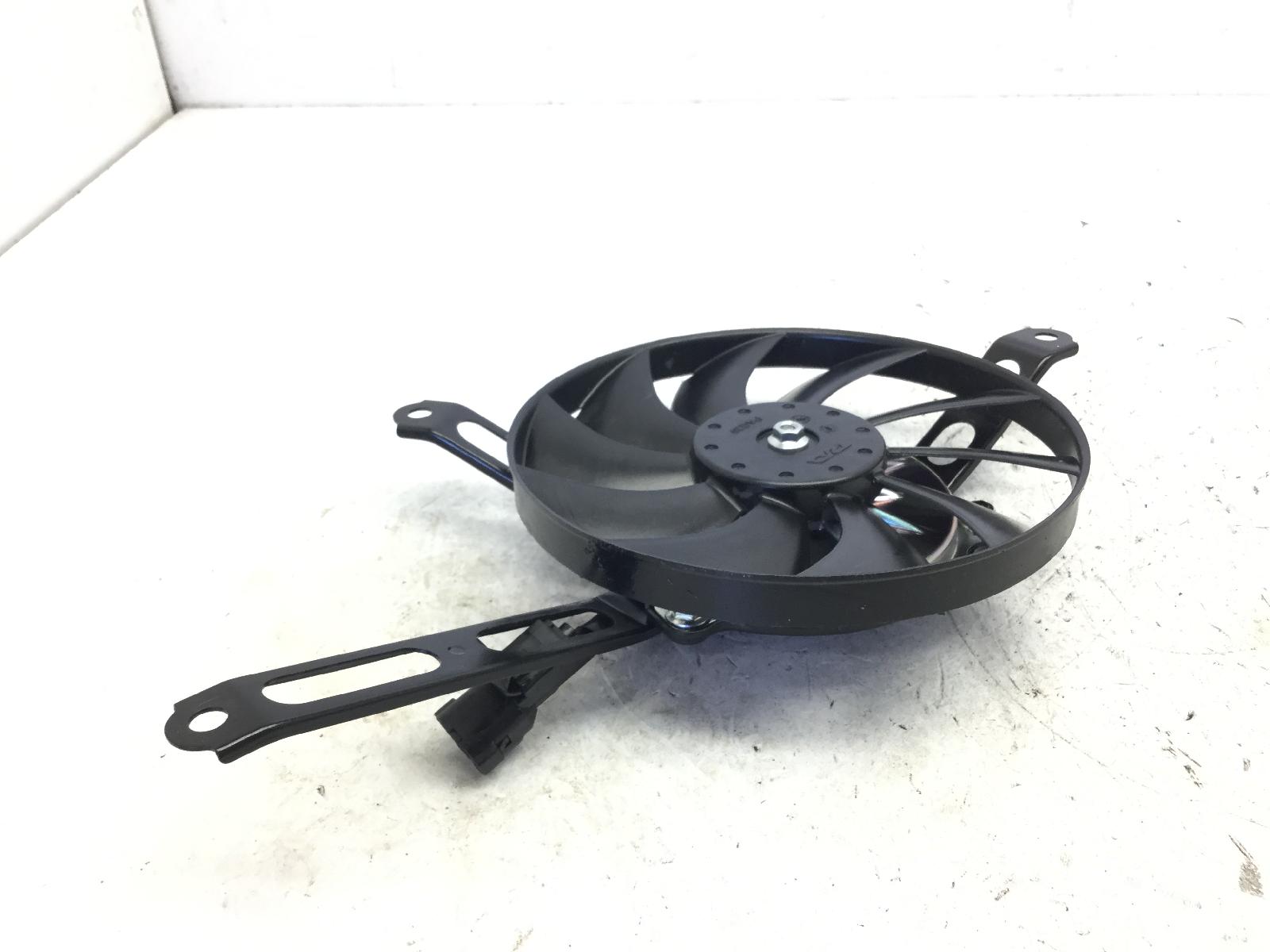 Honda cbr rr abs km0 600 elettroventola radiatore 2024 2026 pc69a4rk