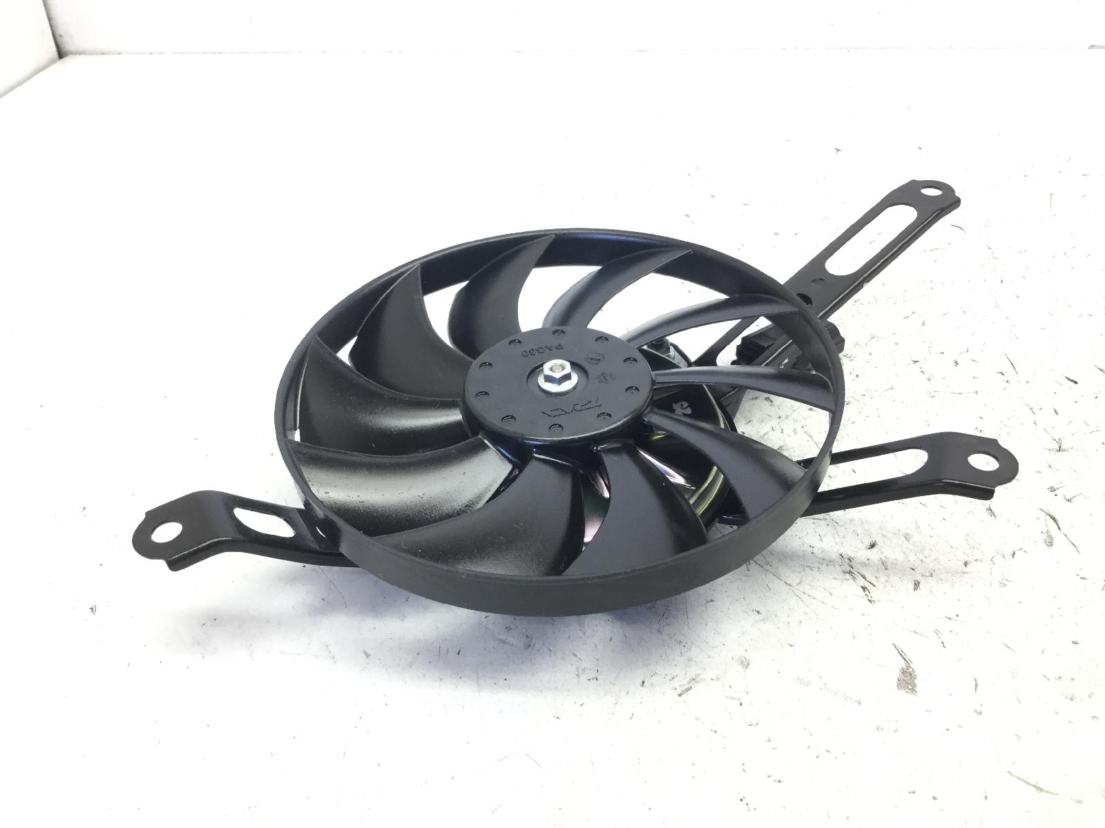 Honda cbr rr abs km0 600 elettroventola radiatore 2024 2026 pc69a4rk