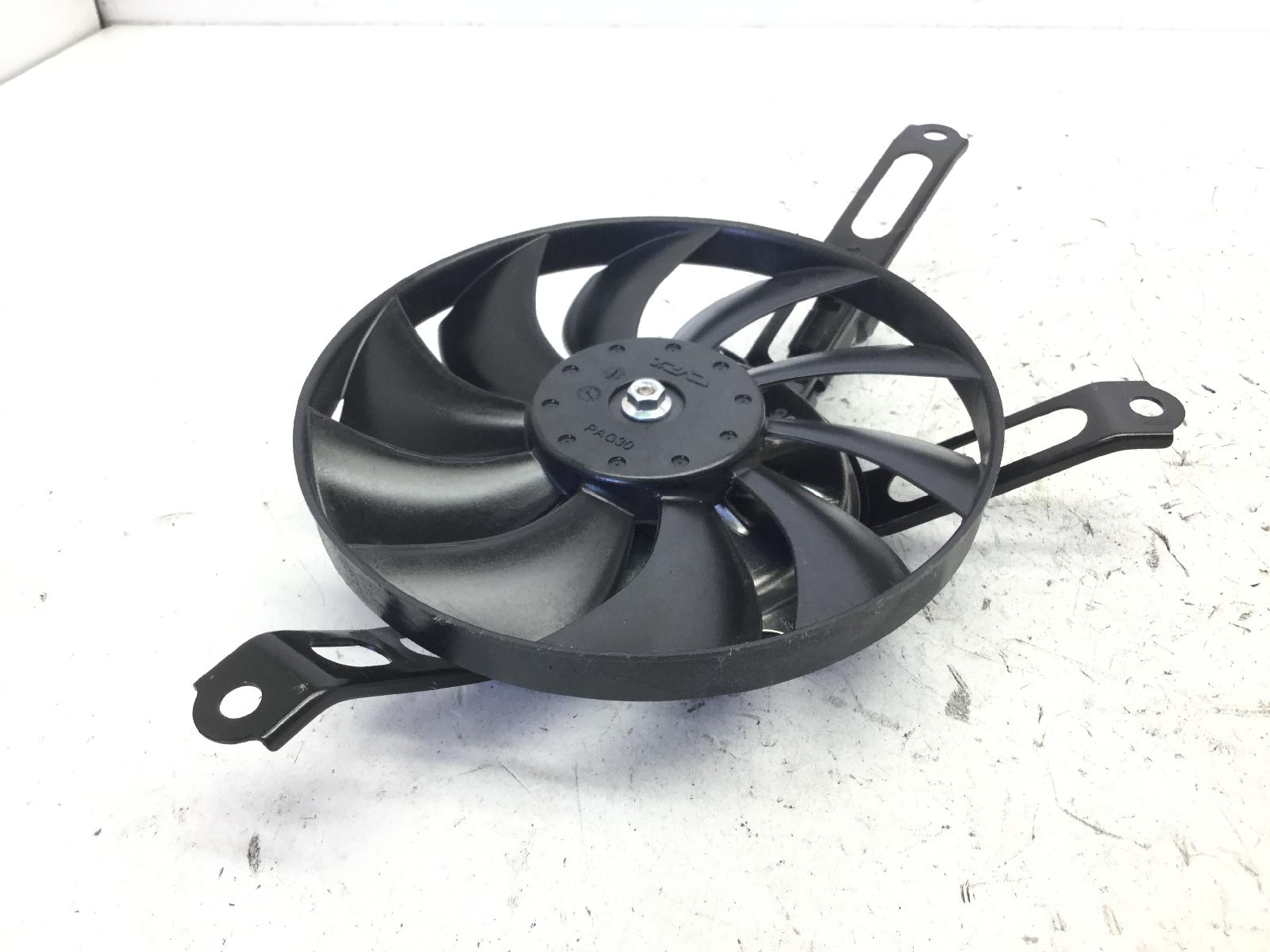 Honda cbr rr abs km0 600 elettroventola radiatore 2024 2026 pc69a4rk