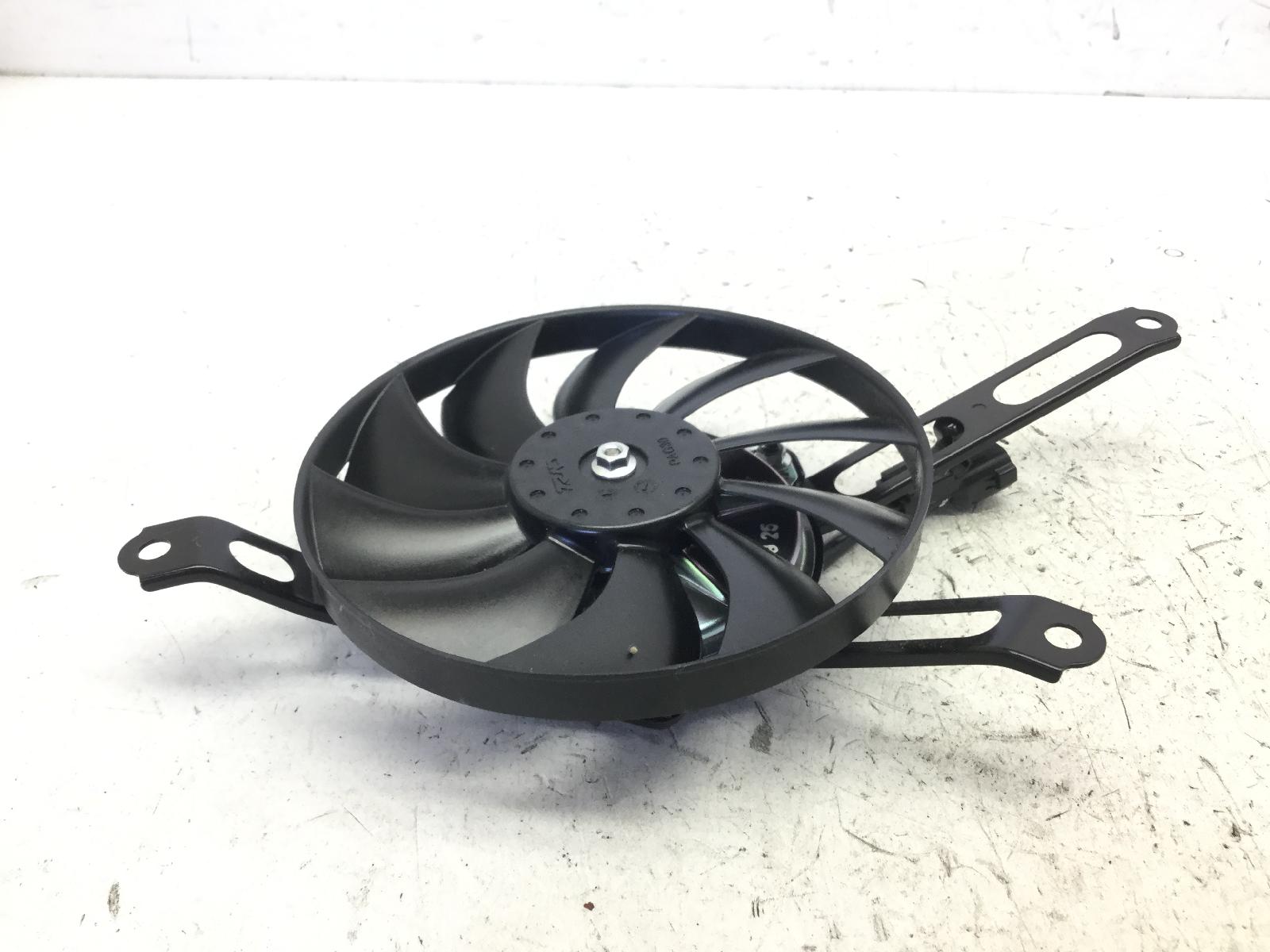 Honda cbr rr abs km0 600 elettroventola radiatore 2024 2026 pc69a4rk