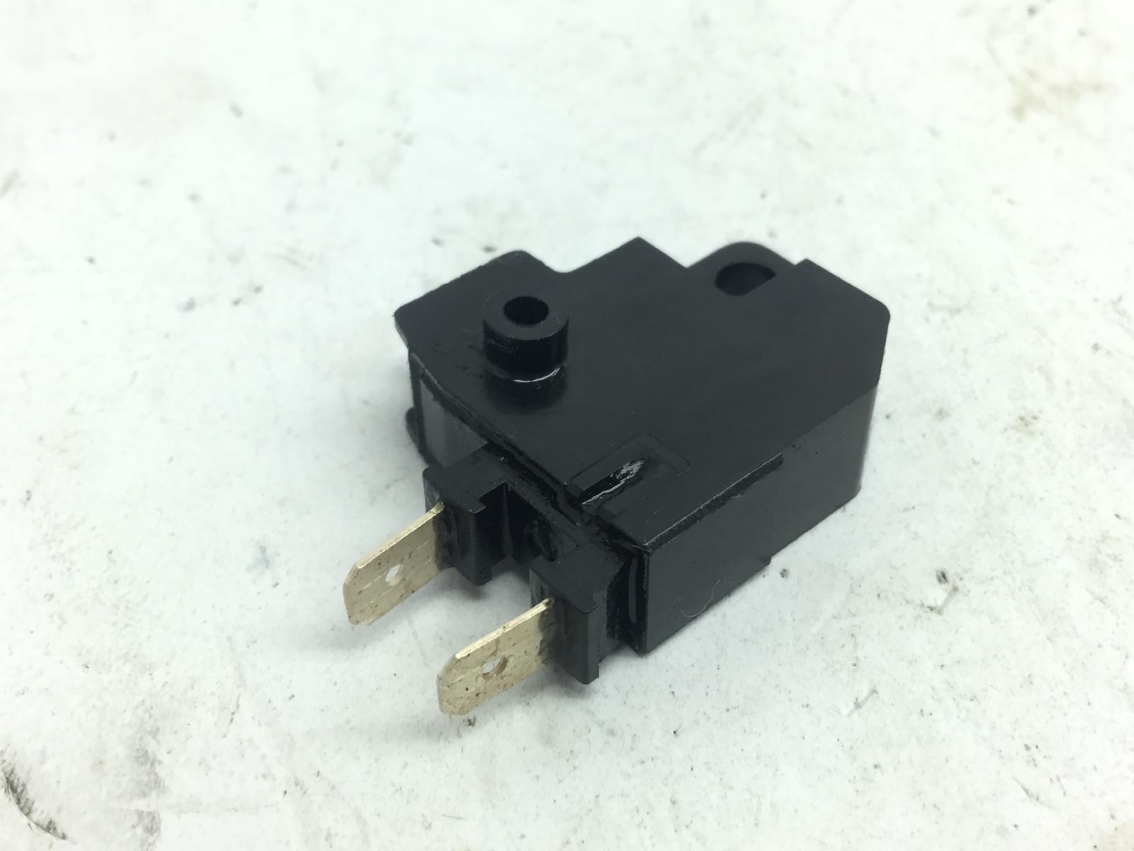 Honda cbr rr abs km0 600 sensore stop microstop freno anteriore destro 2024 2026 pc69a4rk