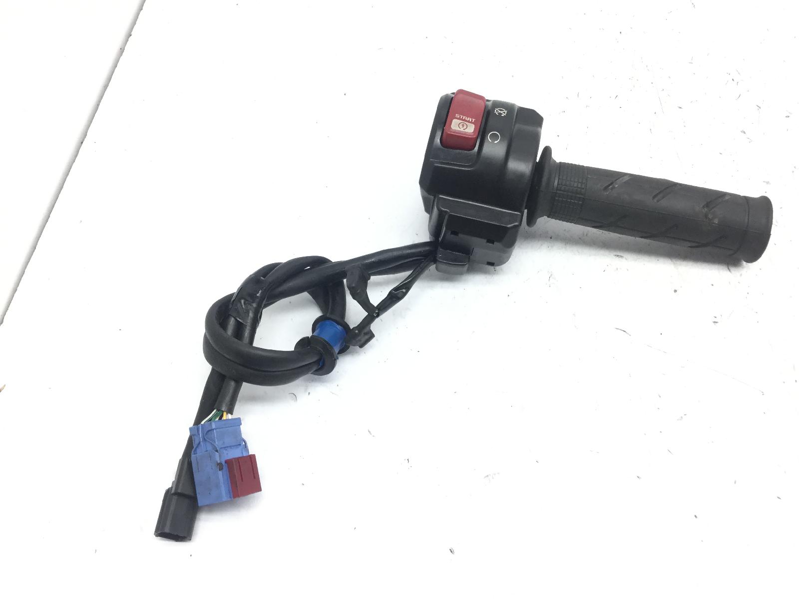 Honda cbr rr abs km0 600 devio commutatore accensione destro e manopola 2024 2026 pc69a4rk