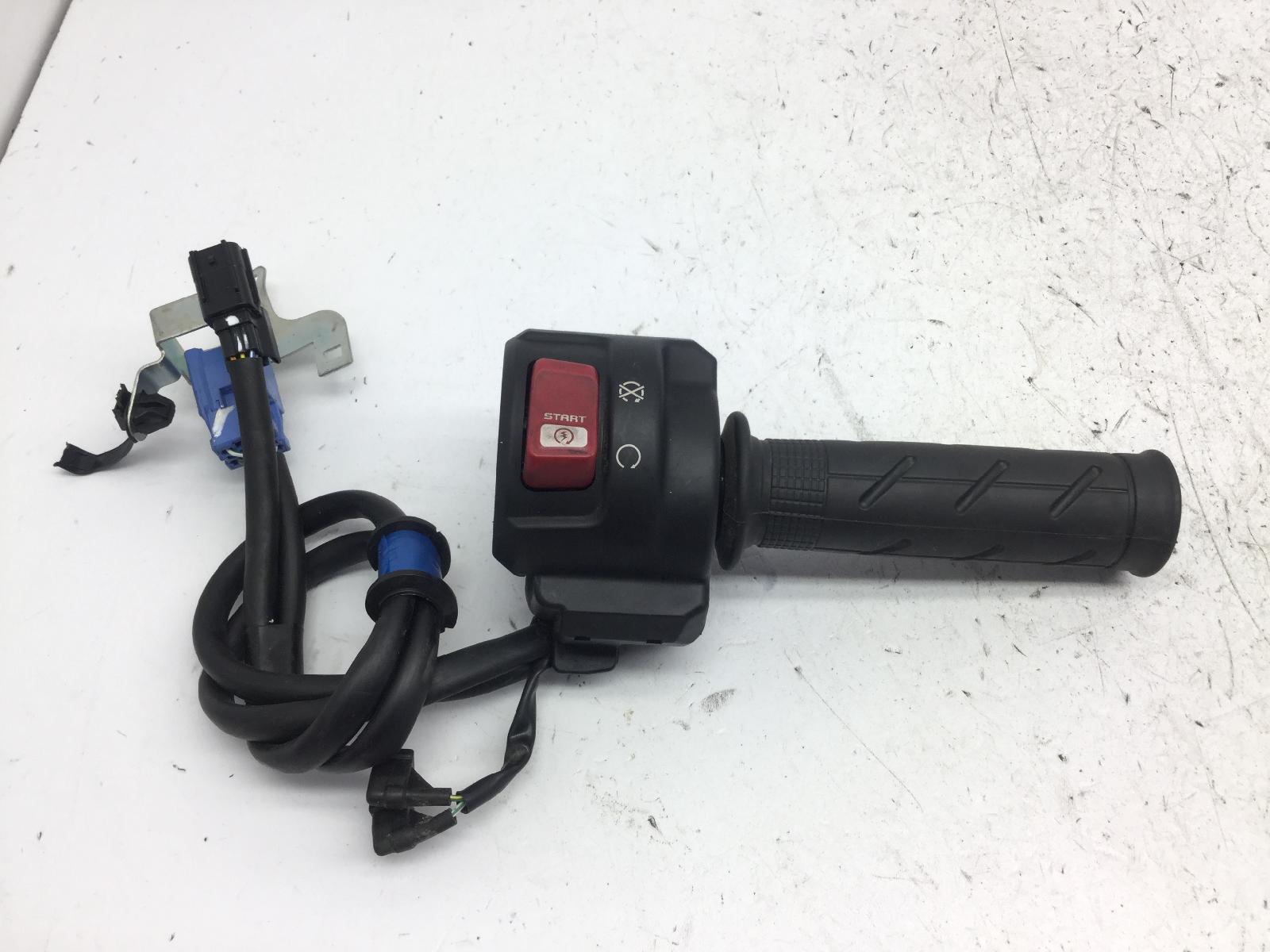 Honda cbr rr abs km0 600 devio commutatore accensione destro e manopola 2024 2026 pc69a4rk