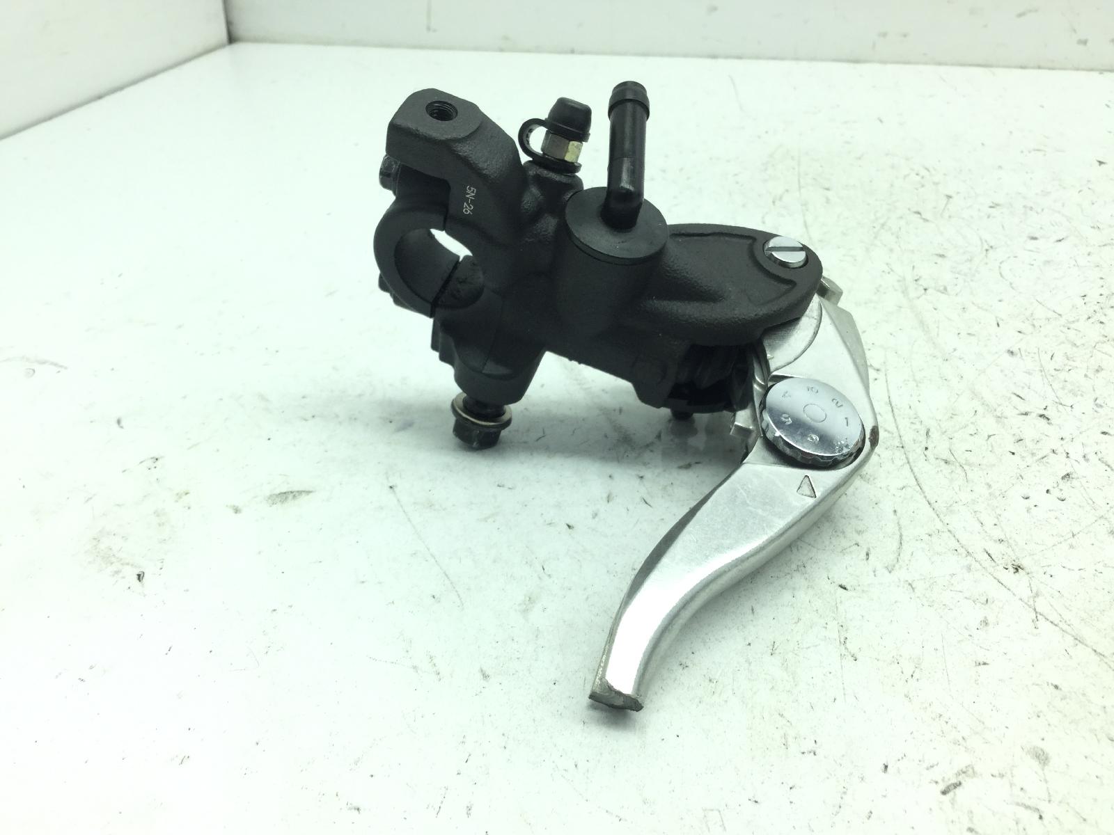 Honda cbr rr abs km0 600 pompa freno anteriore destra e leva spezzata 2024 2026 pc69a4rk