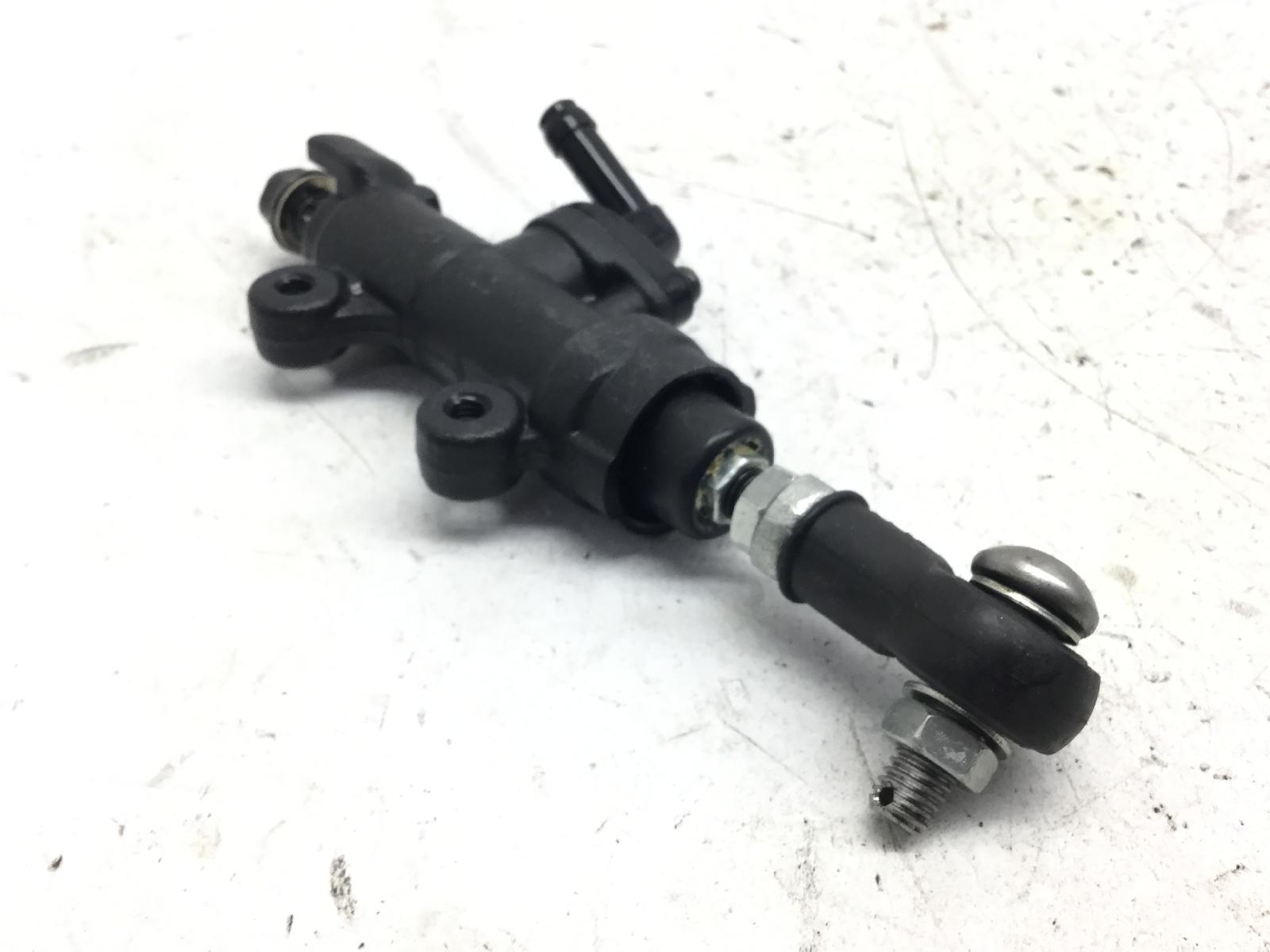 Honda cbr rr abs km0 600 pompa freno posteriore 2024 2026 pc69a4rk