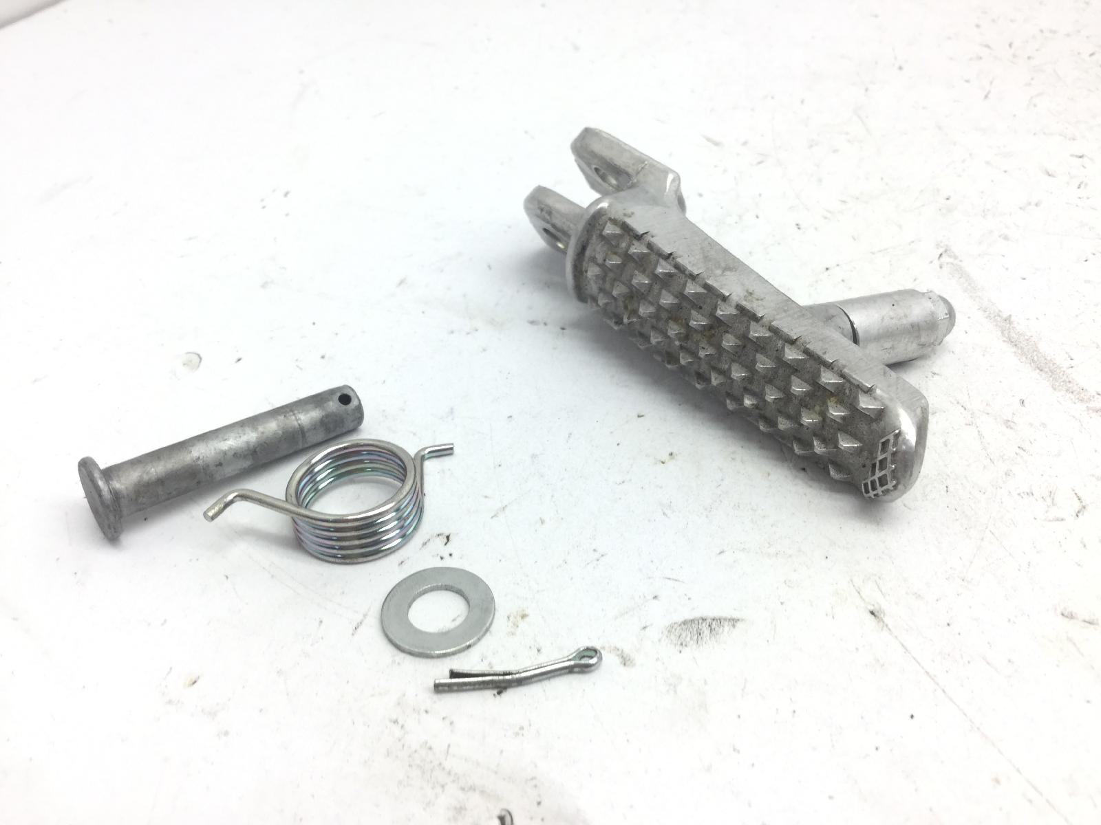Honda cbr rr abs km0 600 pedana poggiapiede anteriore sinistra - piegata 2024 2026 pc69a4rk