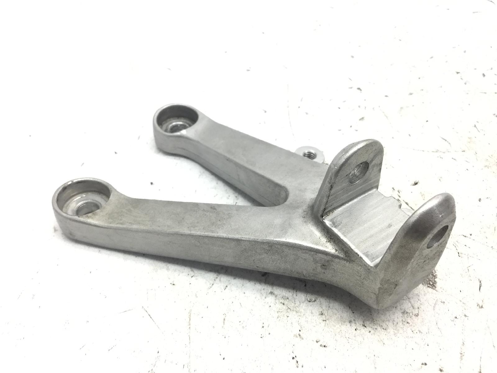Honda cbr rr abs km0 600 staffa supporto pedana anteriore sinistra 2024 2026 pc69a4rk