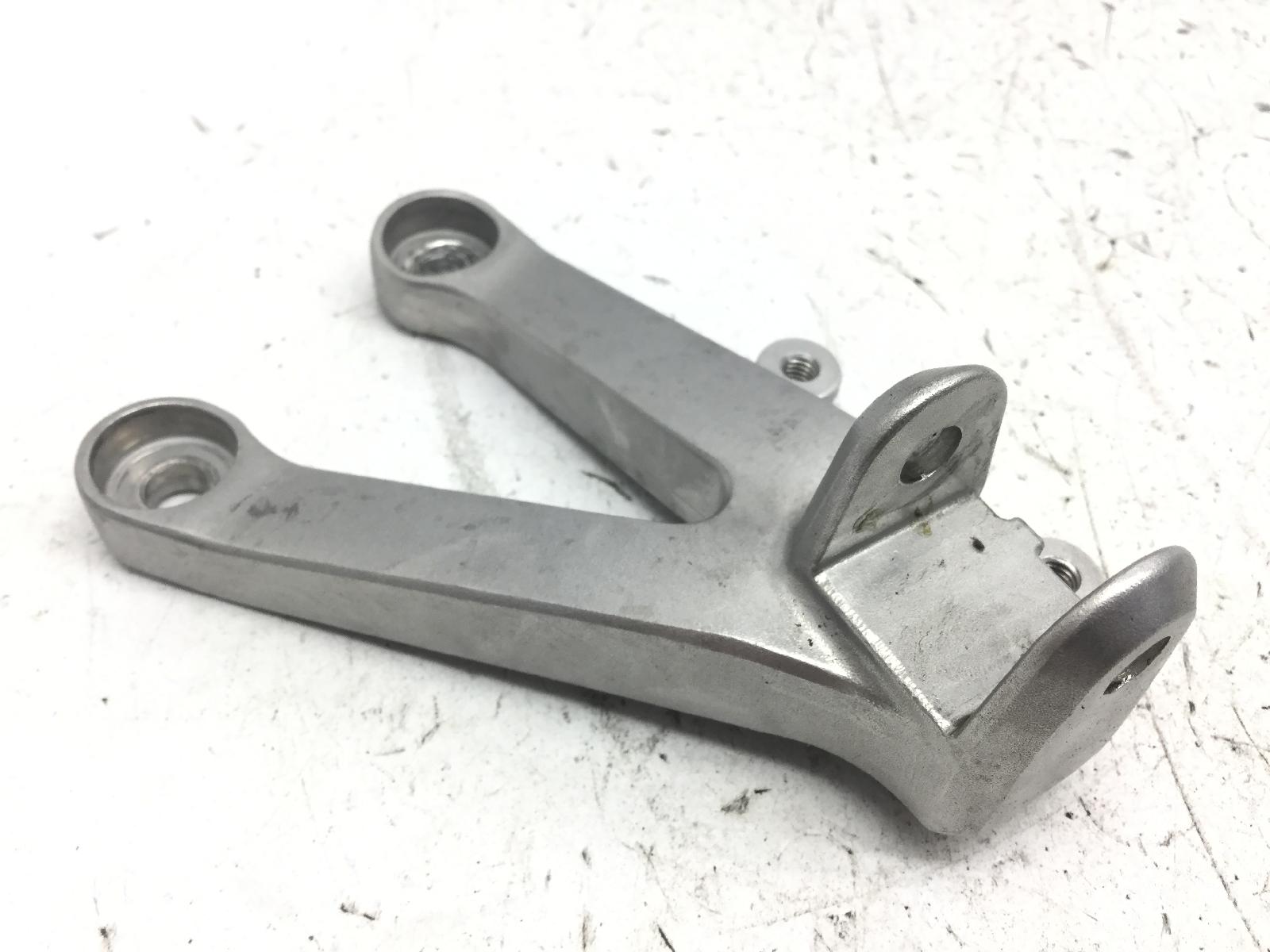Honda cbr rr abs km0 600 staffa supporto pedana anteriore sinistra 2024 2026 pc69a4rk