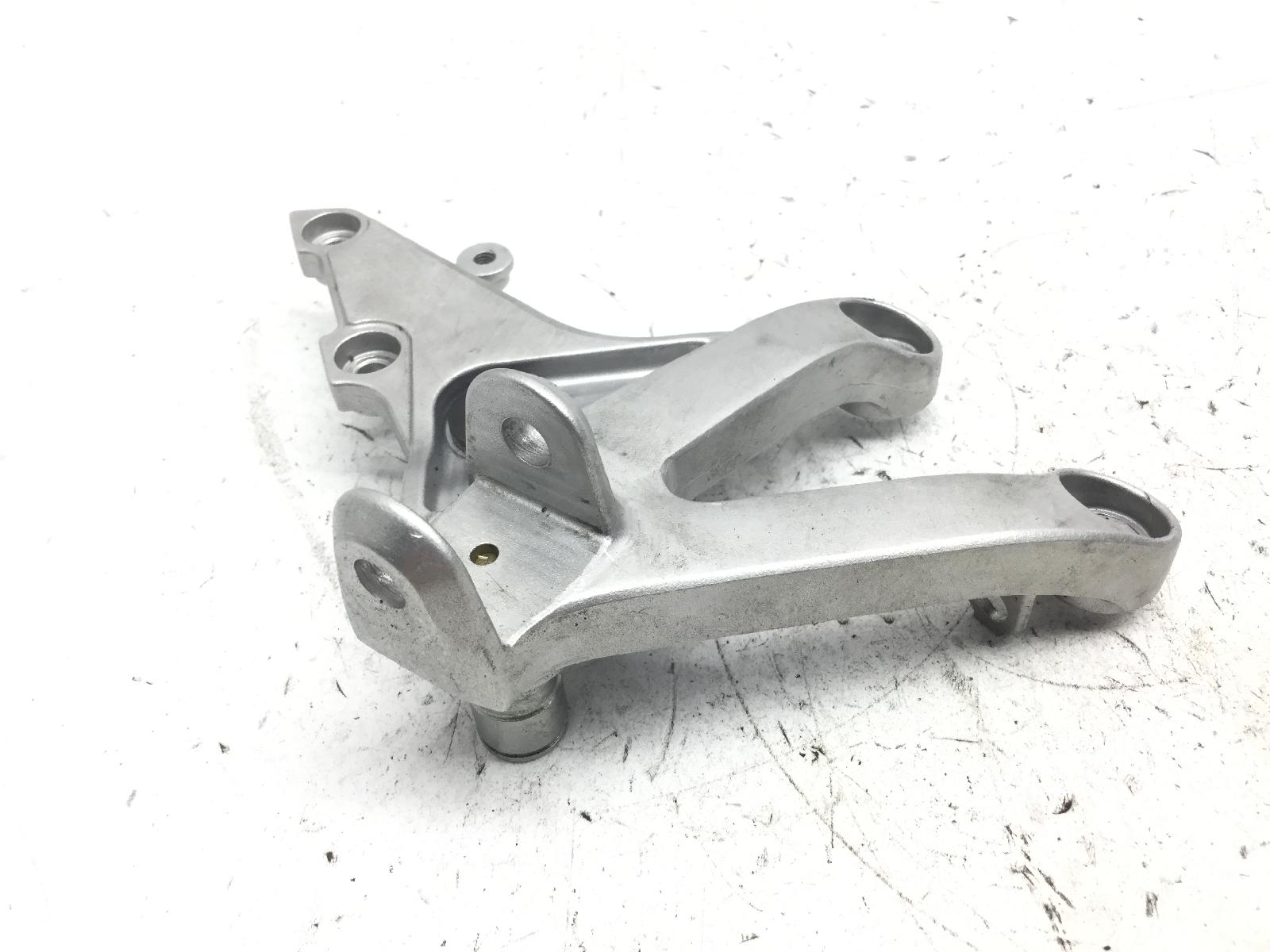 Honda cbr rr abs km0 600 staffa supporto pedana anteriore destra 2024 2026 pc69a4rk