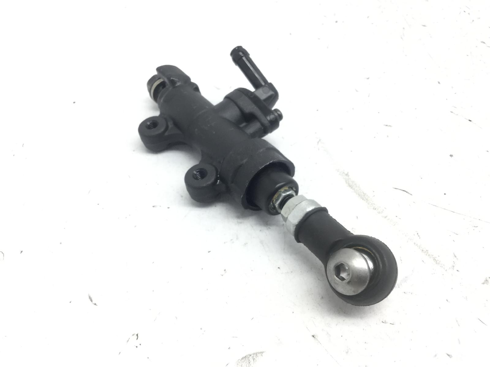 Honda cbr rr abs km0 600 pompa freno poteriore 2024 2026 pc69a4rk