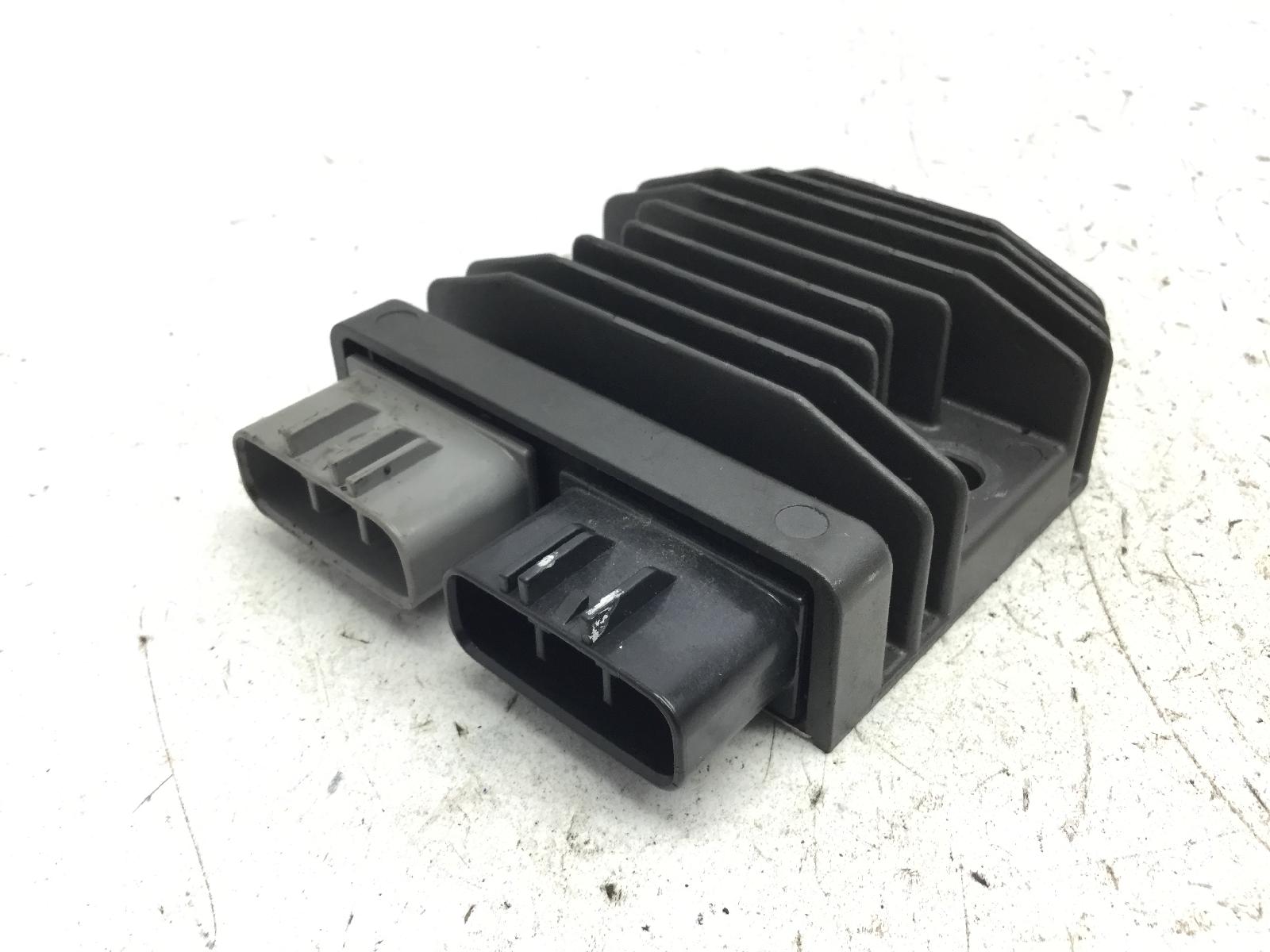 Honda cbr rr abs km0 600 regolatore di tensione 2024 2026 pc69a4rk