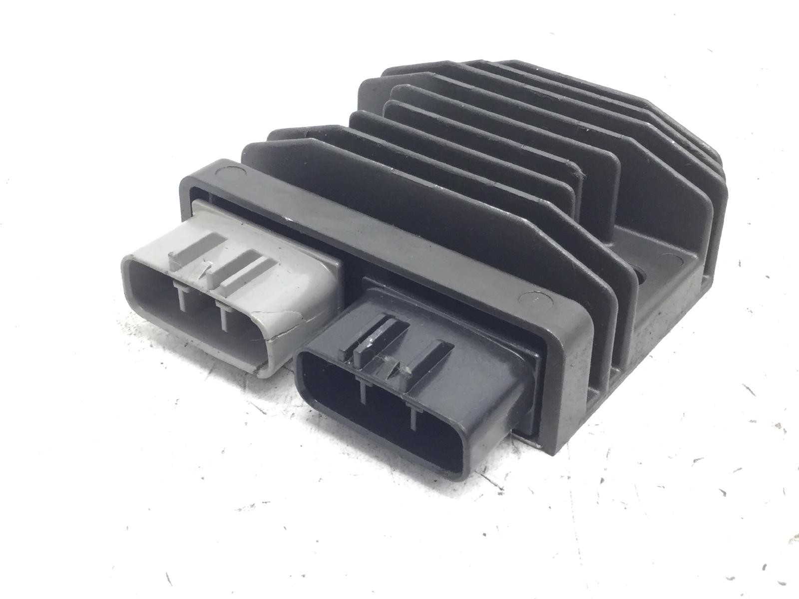 Honda cbr rr abs km0 600 regolatore di tensione 2024 2026 pc69a4rk
