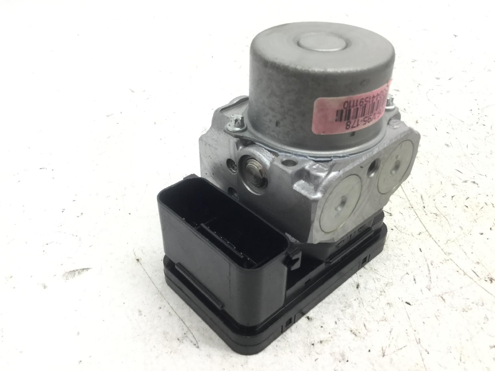 Honda cbr rr abs km0 600 attuatore modulatore pompa abs freni 2024 2026 pc69a4rk