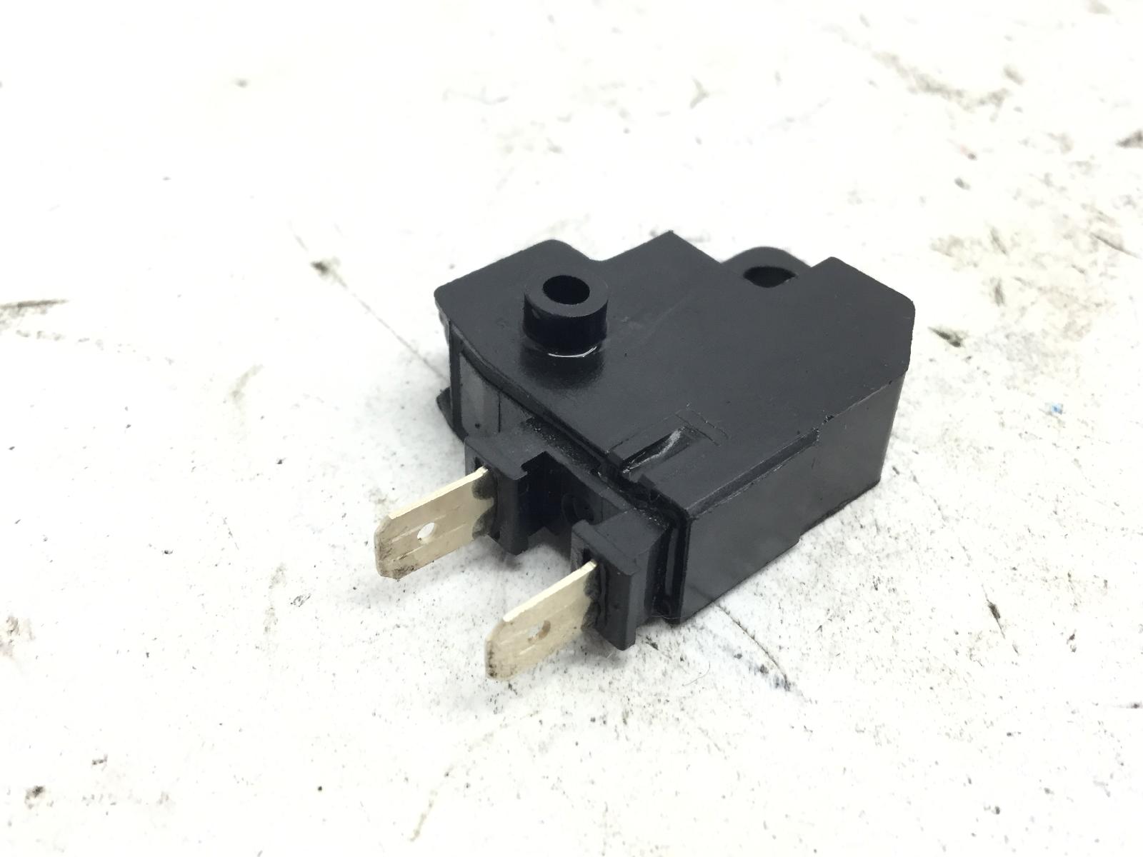 Honda cbr rr abs km0 600 sensore stop microstop freno anteriore destro 2024 2026 pc69a4rk