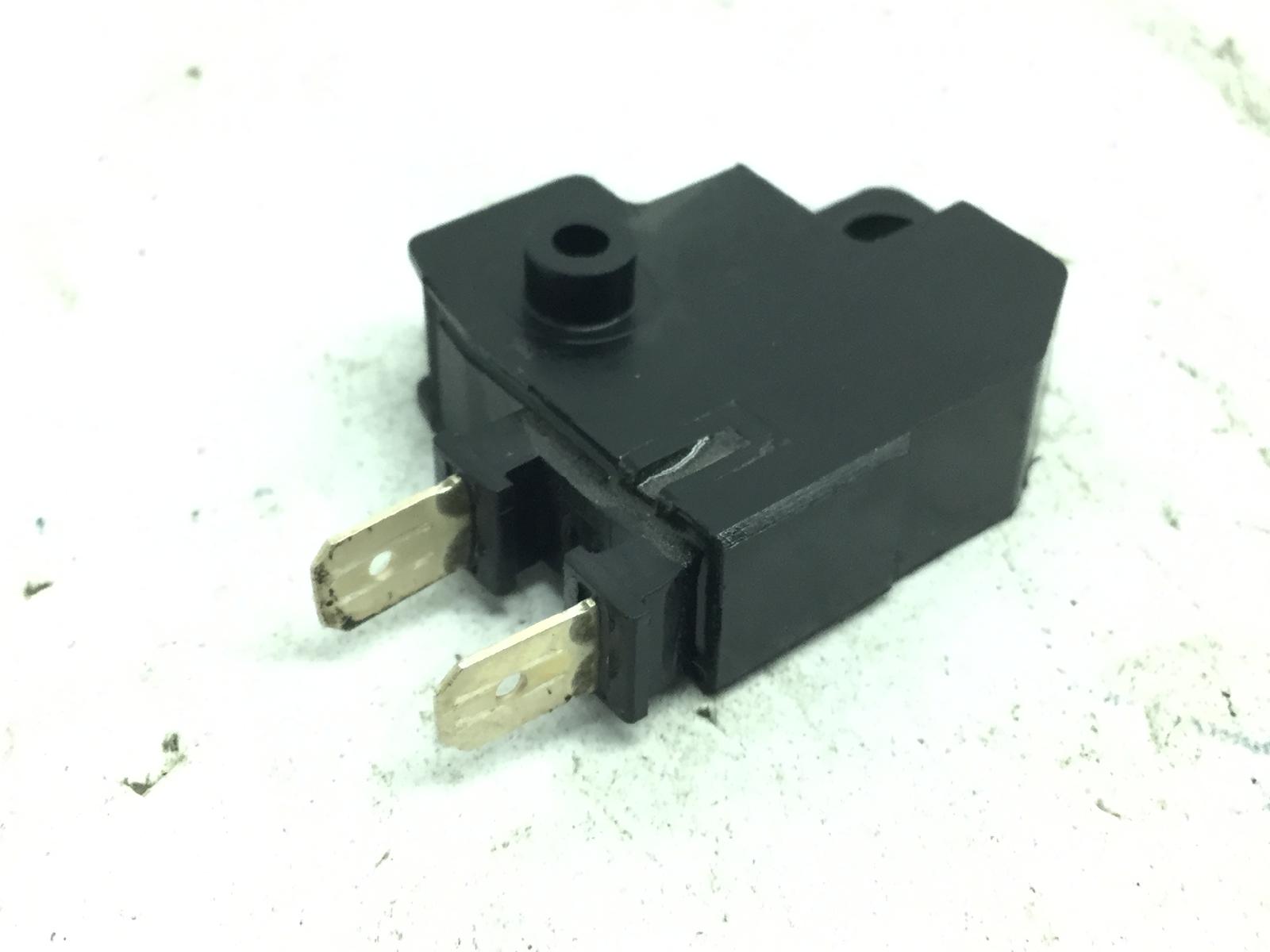 Honda cbr rr abs km0 600 sensore stop microstop freno anteriore destro 2024 2026 pc69a4rk