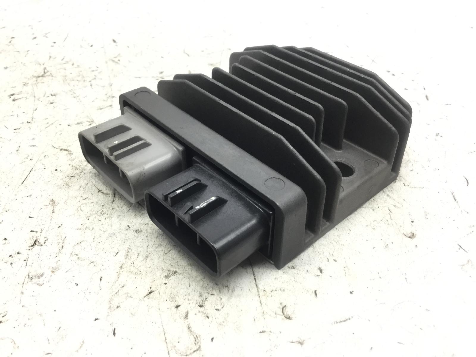 Honda cbr rr abs km0 600 regolatore di tensione 2024 2026 pc69a4rk