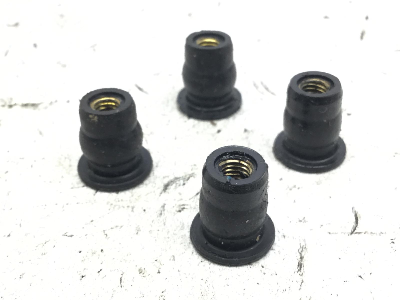 Honda cbr rr abs km0 600 kit 4 dadi fissaggio carrozzeria 2024 2026 pc69a4rk