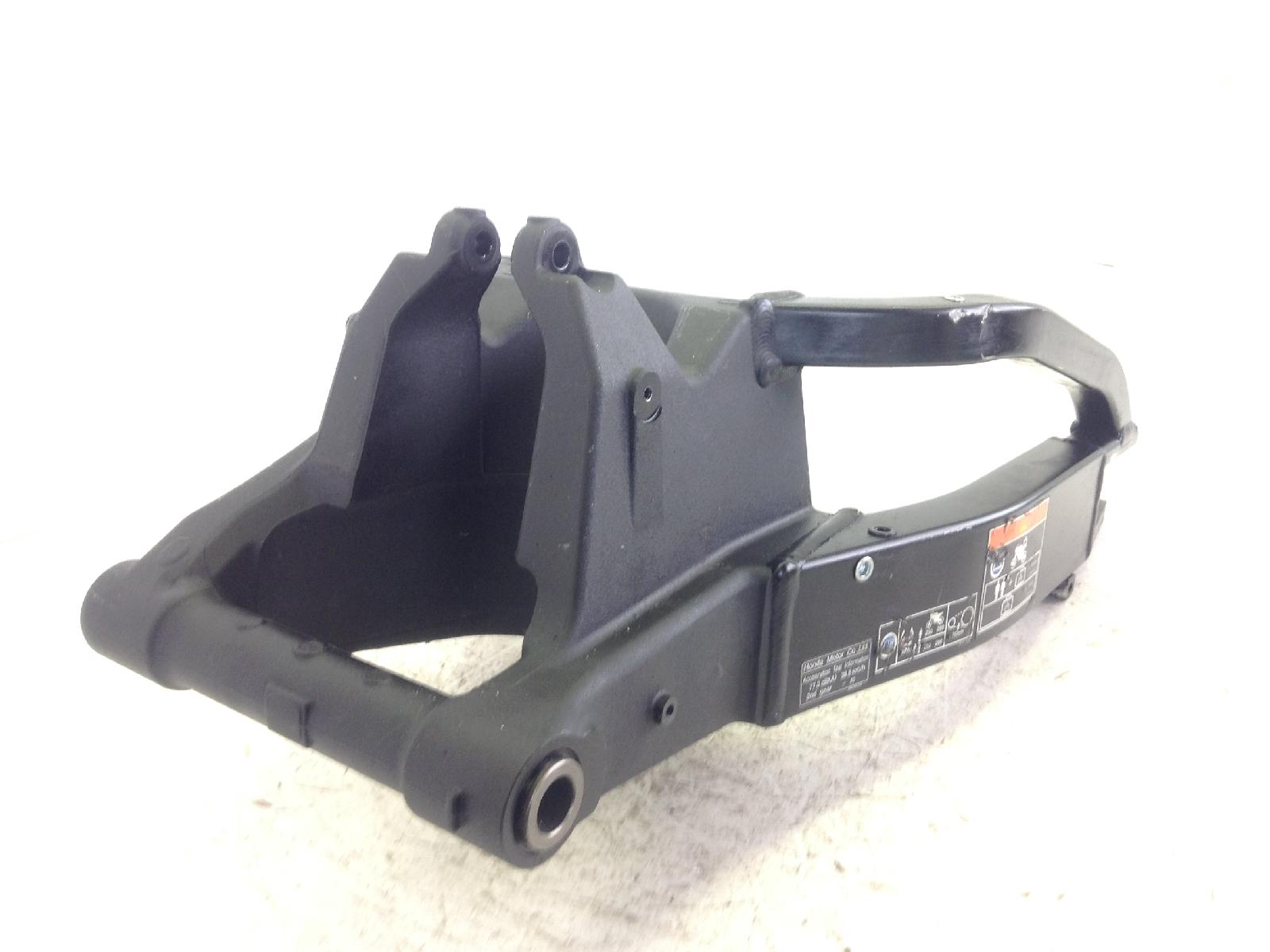 Honda cbr rr abs km0 600 forcellone posteriore - piccoli difetti 2024 2026 pc69a4rk