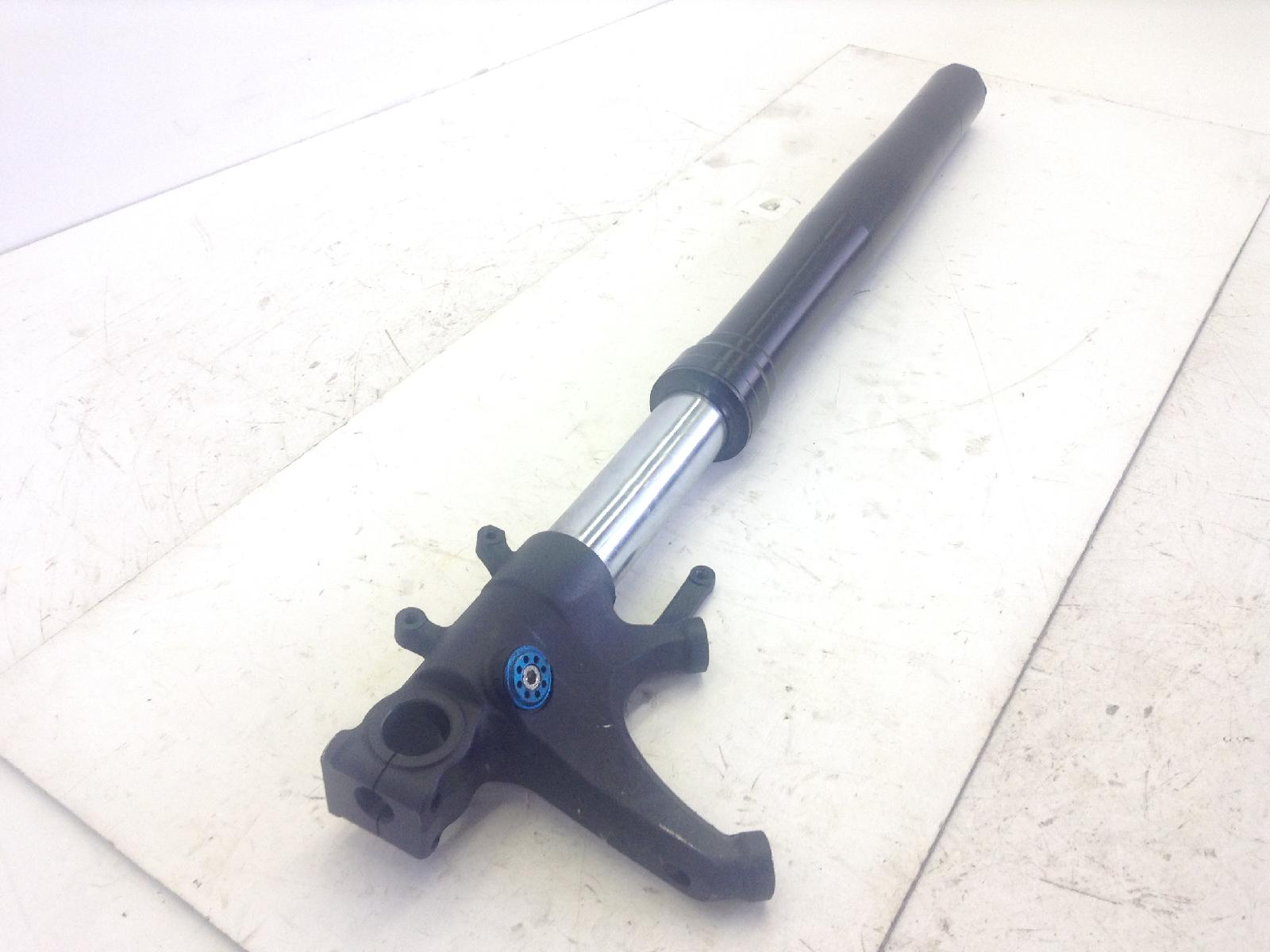 Honda cbr rr abs km0 600 forcella sinistra - storta per recupero parti 2024 2026 pc69a4rk