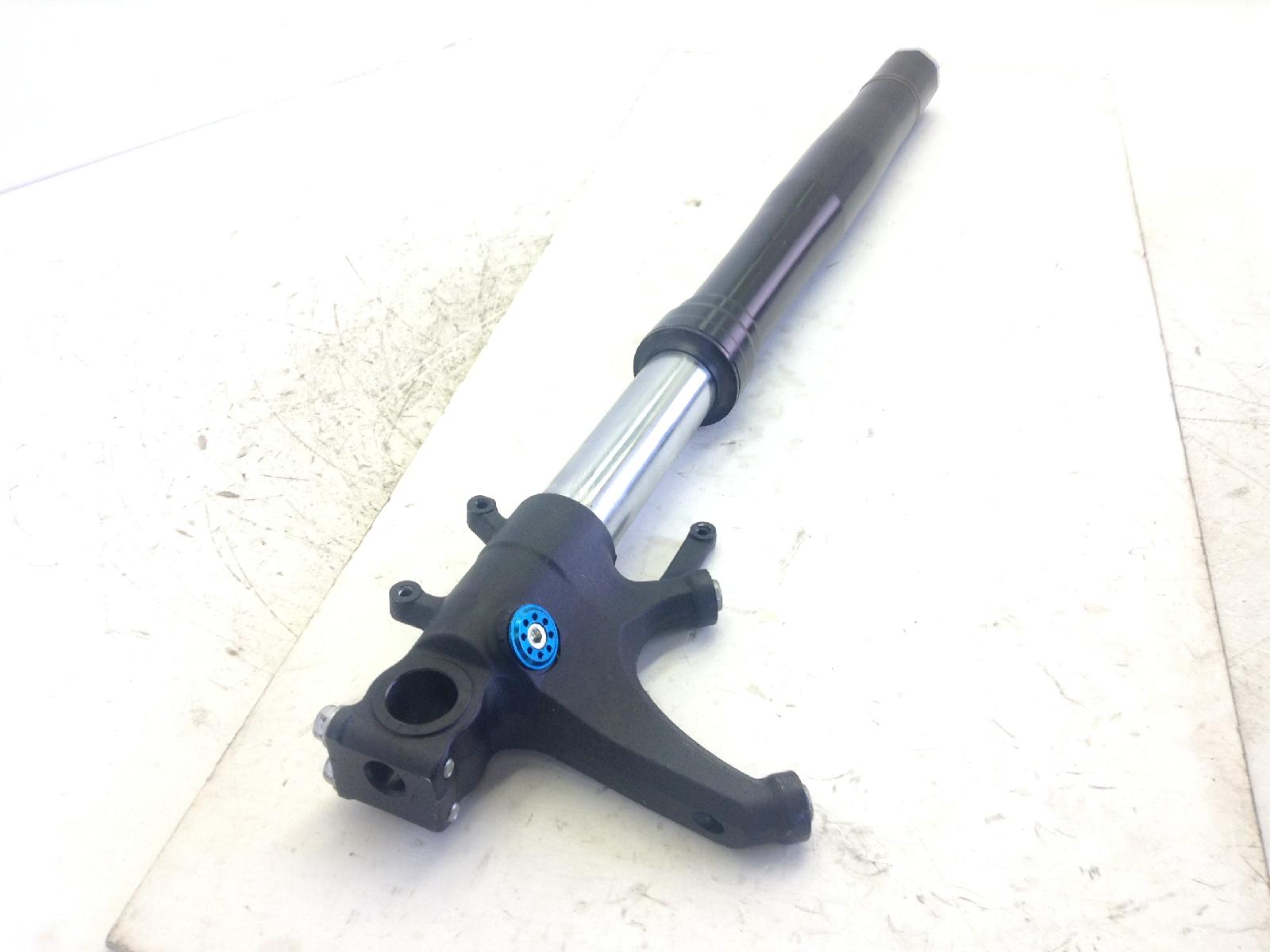 Honda cbr rr abs km0 600 forcella sinistra - per recupero parti 2024 2026 pc69a4rk