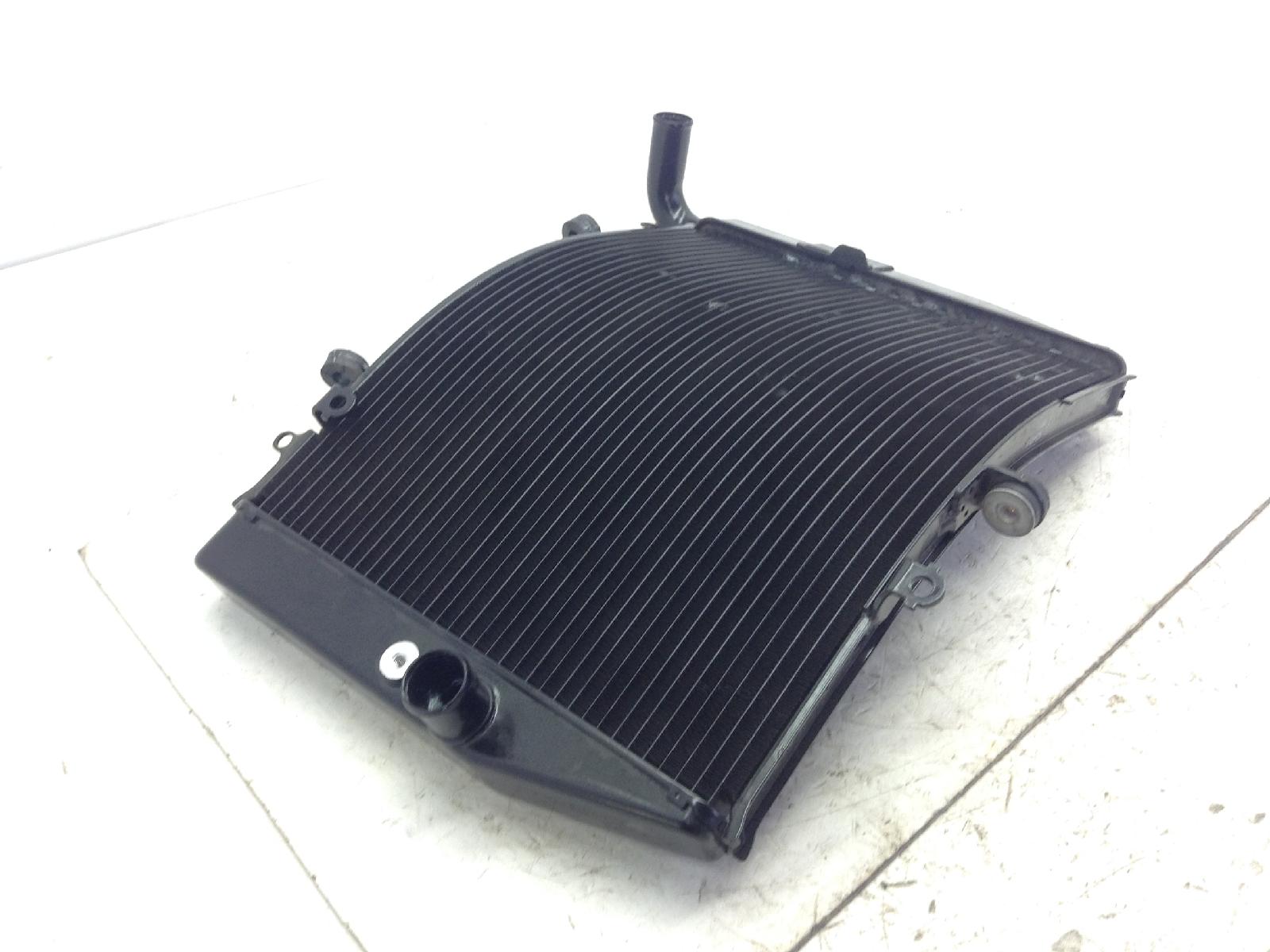 Honda cbr rr abs km0 600 radiatore acqua liquido raffreddamento motore 2024 2026 pc69a4rk