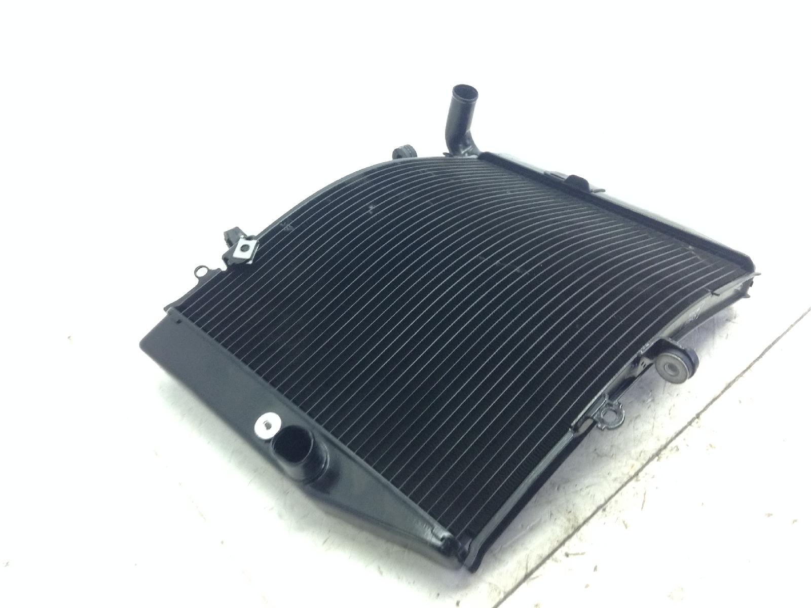 Honda cbr rr abs km0 600 radiatore acqua raffreddamento motore - difetti 2024 2026 pc69a4rk