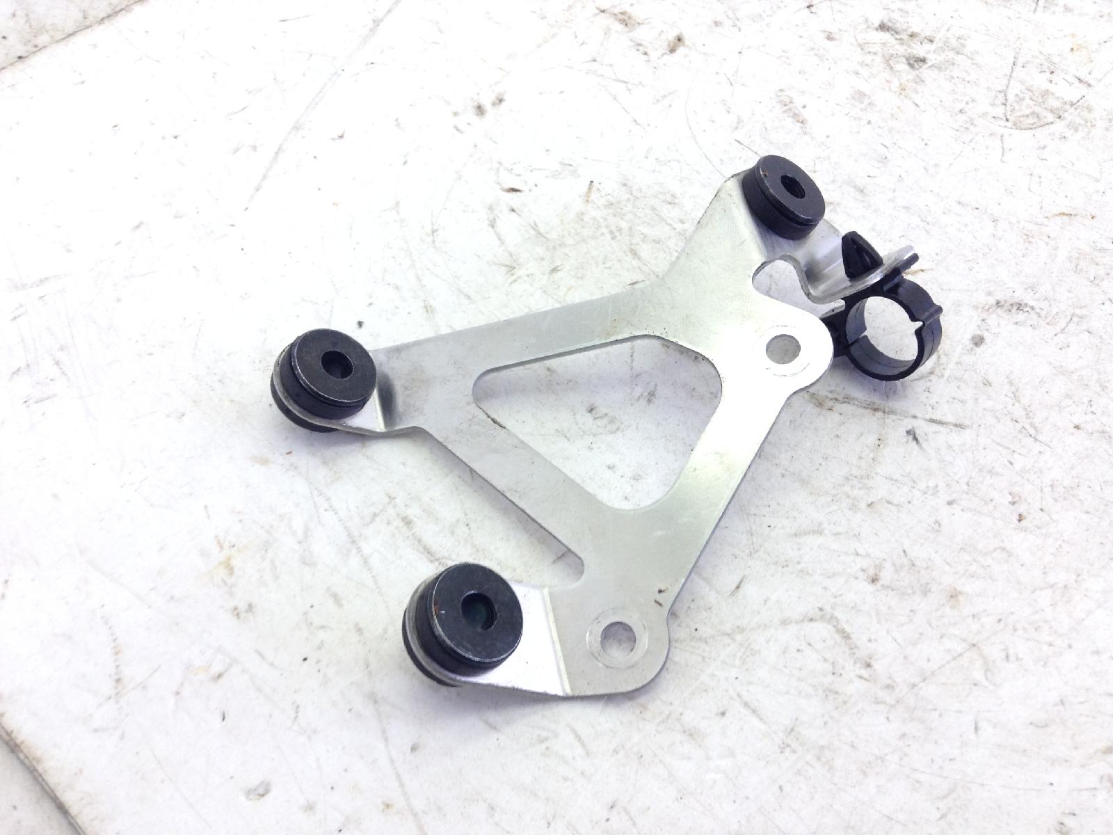 Honda cbr rr abs km0 600 staffa supporto regolatore di tensione 2024 2026 pc69a4rk