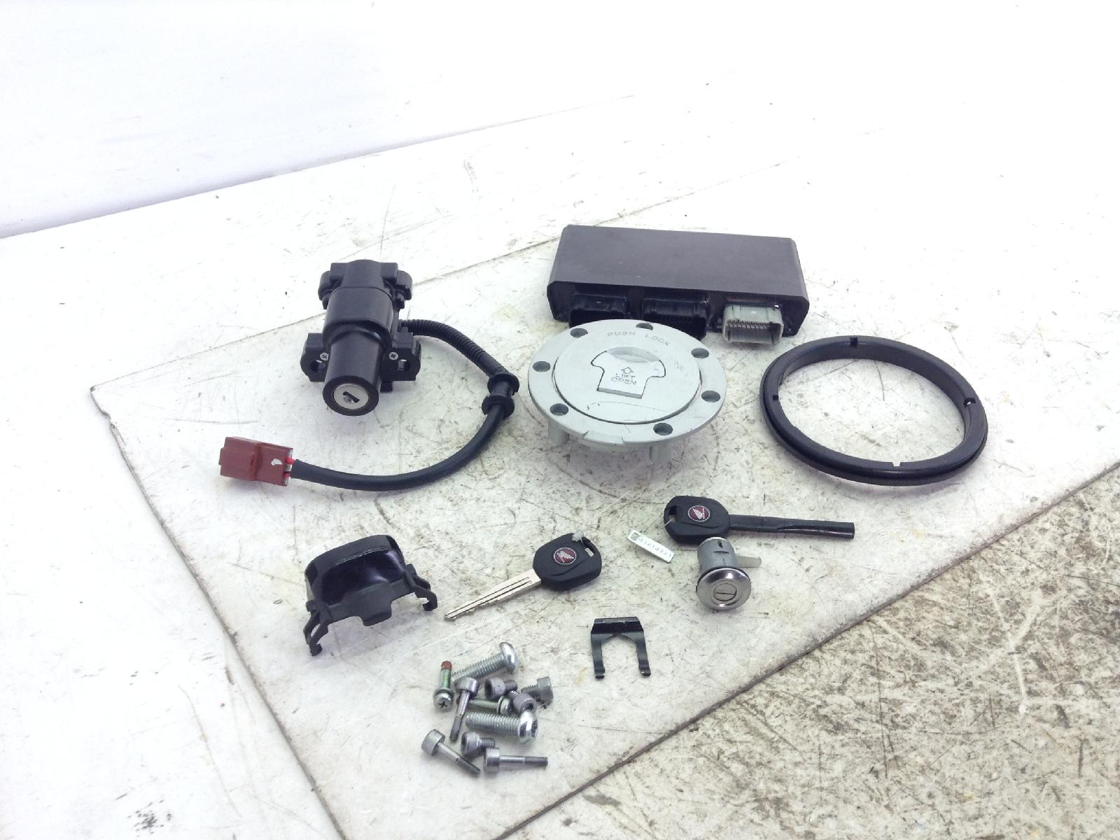 Honda cbr rr abs km0 600 blocchetto accensione cetralina serrature e chiavi 2024 2026 pc69a4rk