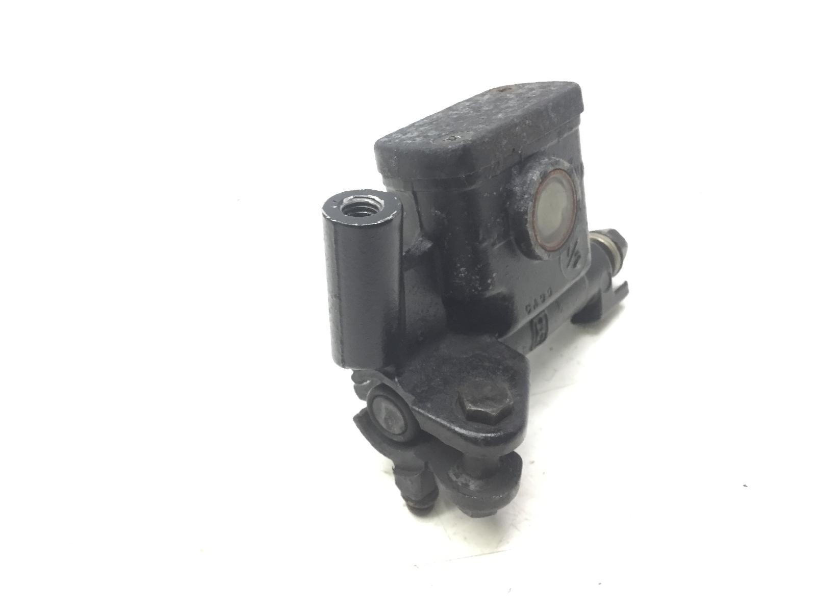 Sym hd 2 125 pompa freno anteriore destra 2011 2011 lc12w1-6