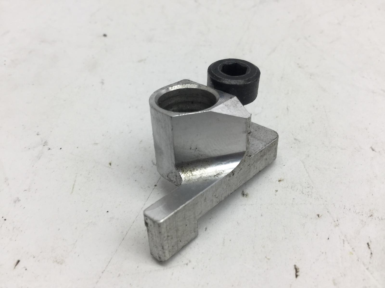 Honda cb gt abs km0 1000 supporto sensore velocita' anteriore e vite 2026 2026 jh2sc93a