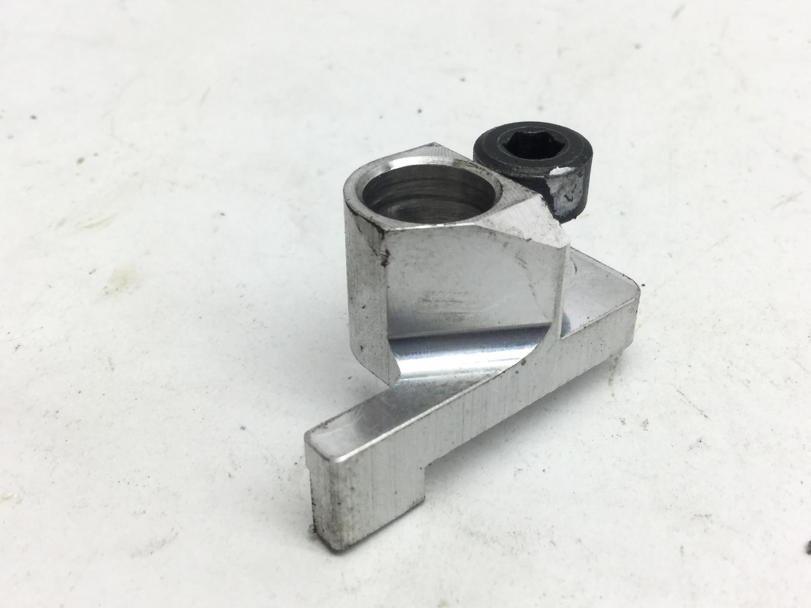 Honda cb gt abs km0 1000 supporto sensore velocita' anteriore e vite 2026 2026 jh2sc93a