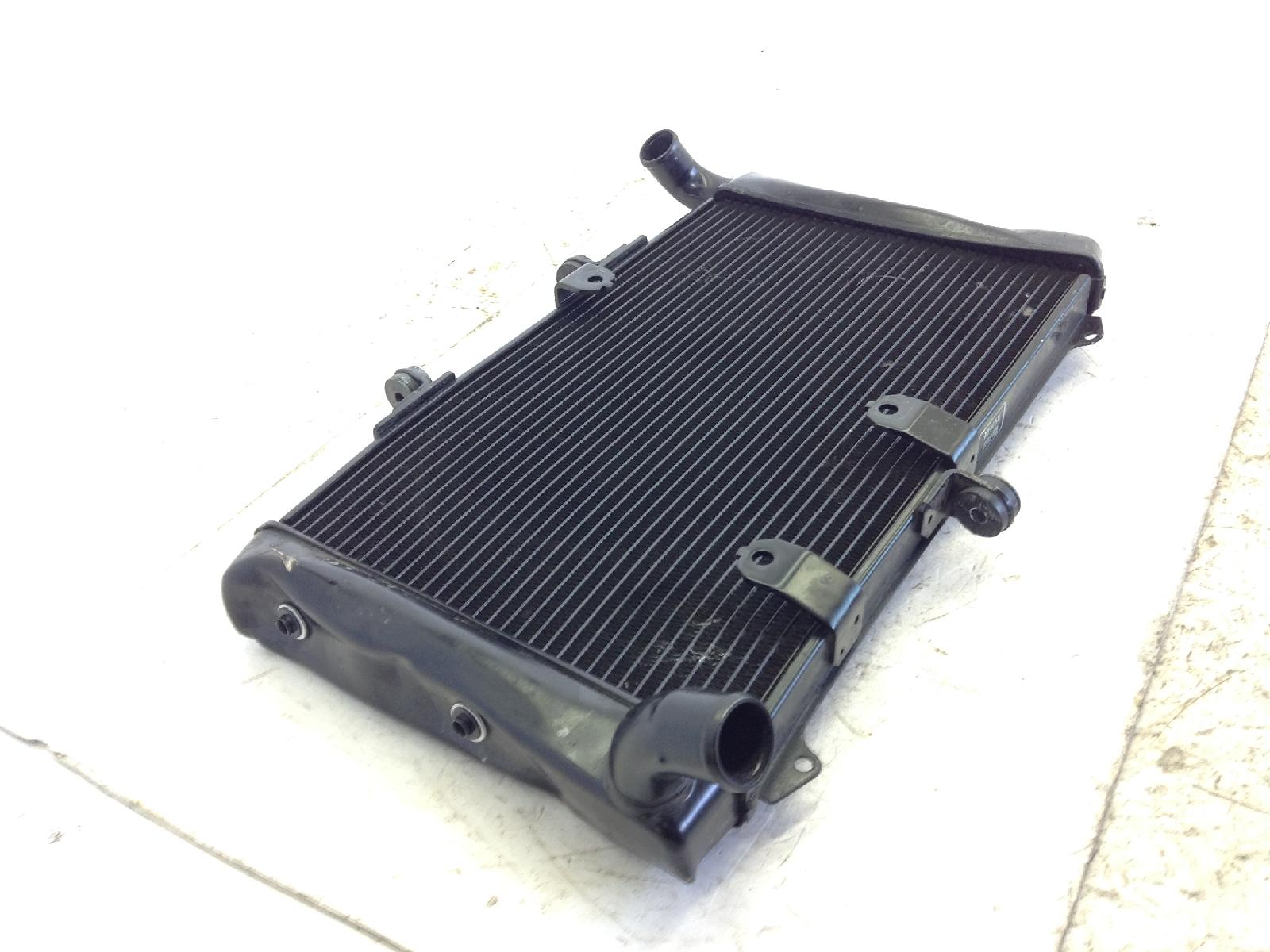 Honda cb gt abs km0 1000 radiatore acqua raffreddamento motore - deformato 2026 2026 jh2sc93a