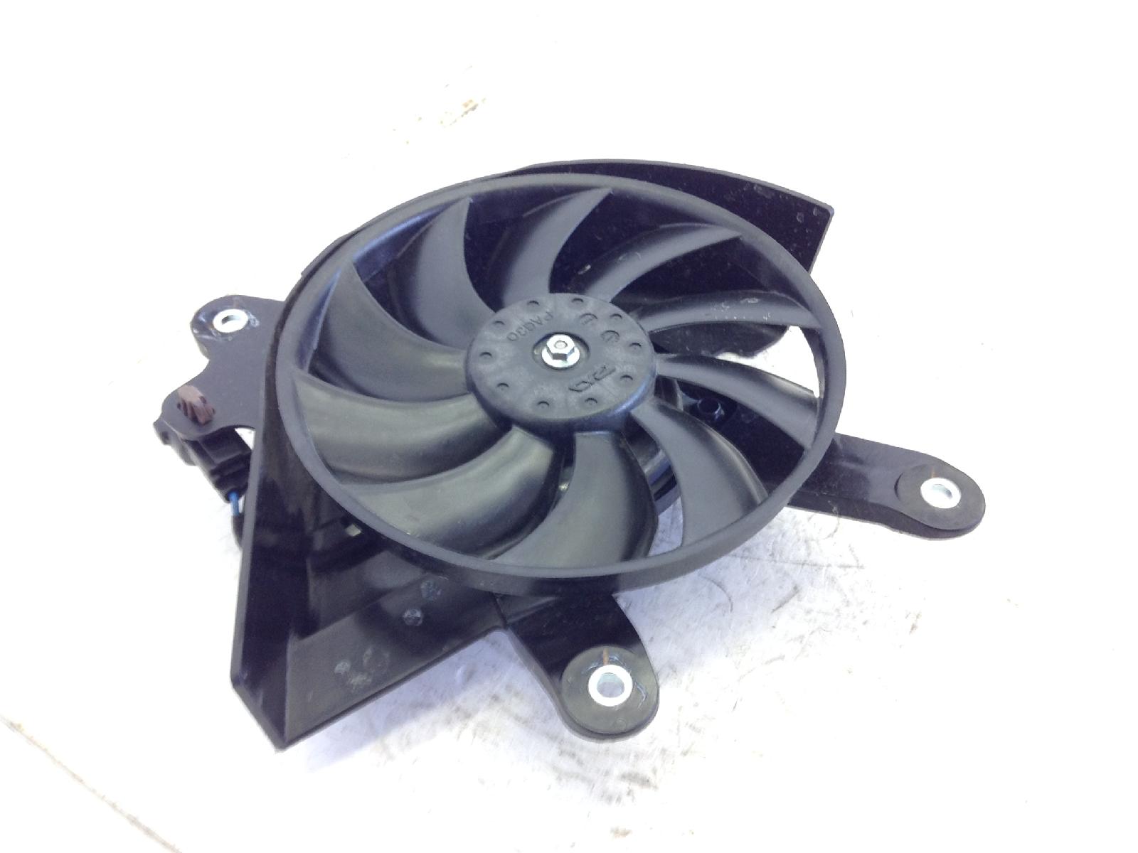 Honda cb gt abs km0 1000 elettroventola radiatore 2026 2026 jh2sc93a