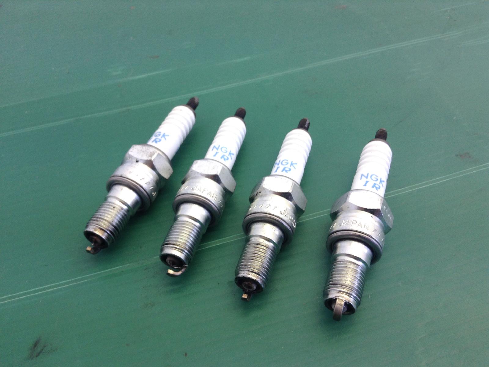 Honda cb gt abs km0 1000 kit 4 candele - ngk imr9e9hes 2026 2026 jh2sc93a