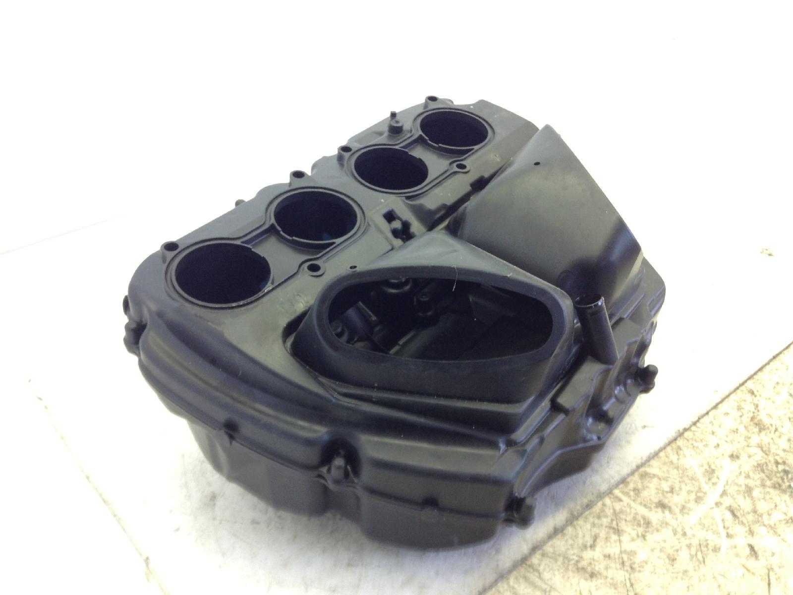 Honda cb gt abs km0 1000 cassa scatola filtro aria vuota 2026 2026 jh2sc93a