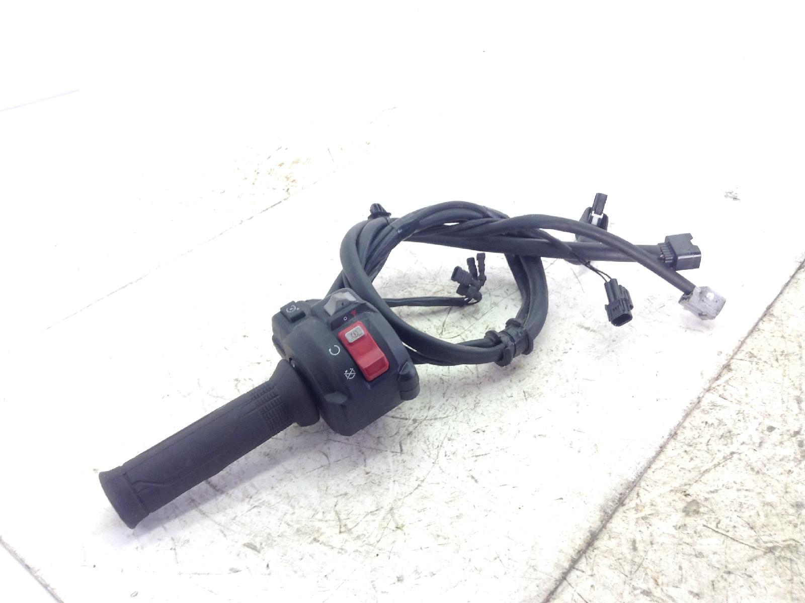 Honda cb gt abs km0 1000 devio commutatore accensione destro e manopola 2026 2026 jh2sc93a