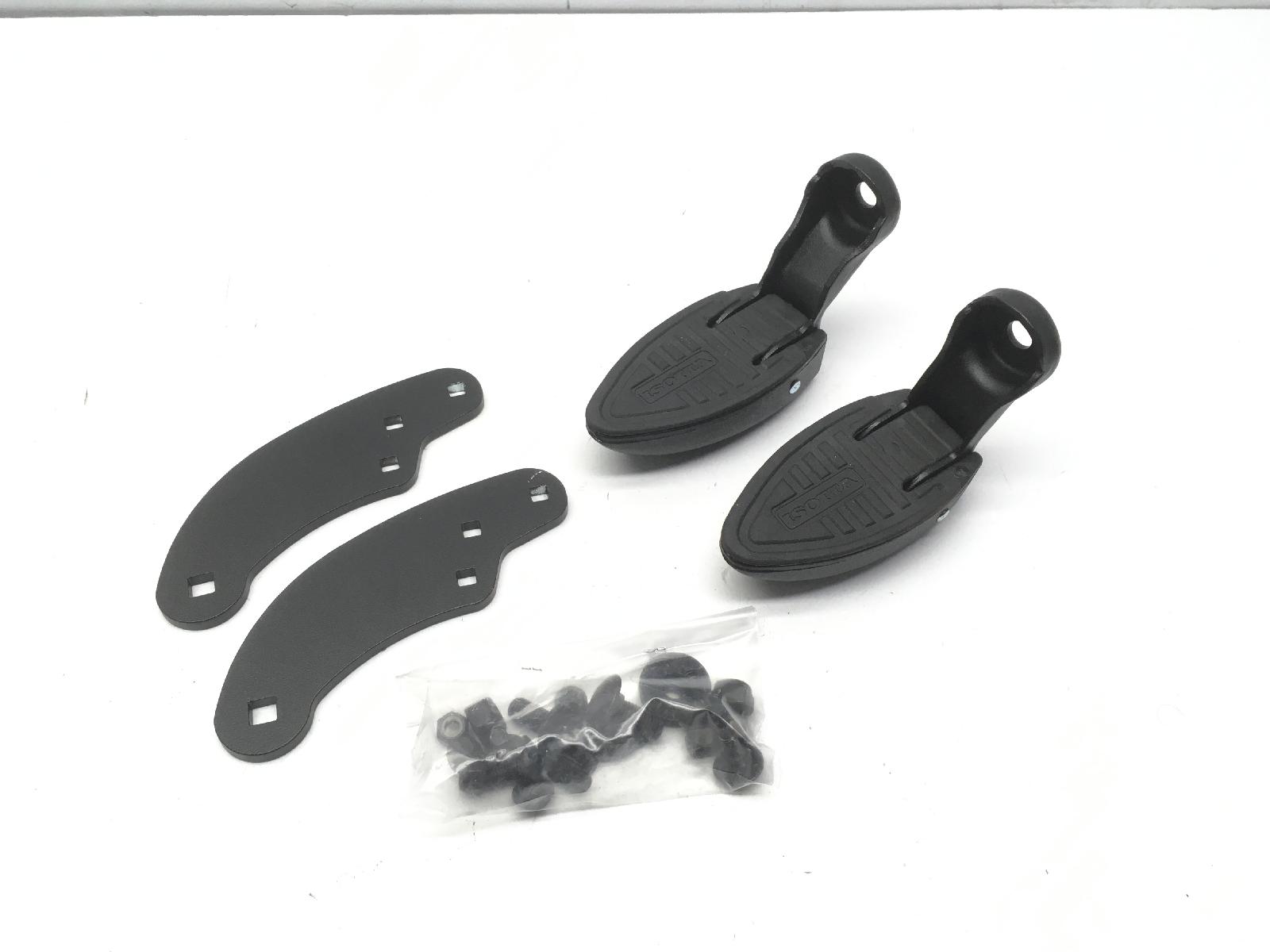 Aprilia scarabeo 4t 50 coppia pedane posteriori con staffe 2002 2006 tg000
