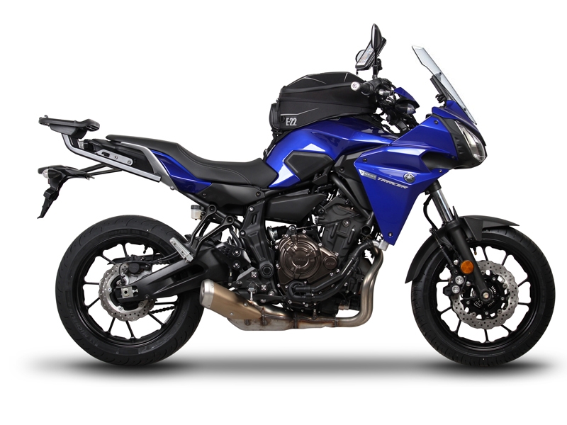 Yamaha mtt690-a tracer 700 shad top master kit fissaggio staffa supporto portapacchi bauletto valigia posteriore maniglione 2016 2016